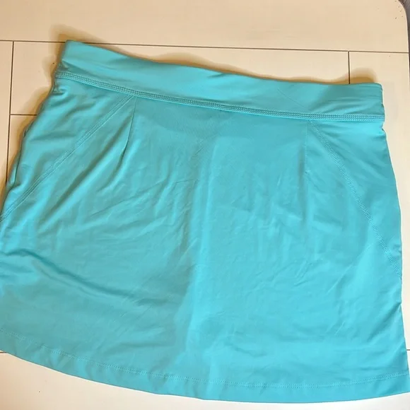 NWT Callaway Golf Skort. Aqua Blue. Size L. - Picture 4 of 4